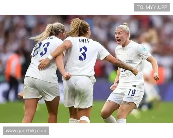 克劳奇分享家庭趣事:为妻子选礼物无能女儿因女足热爱足球 克劳奇分享家庭趣事:为妻子选礼物无能女儿因女足热爱足球